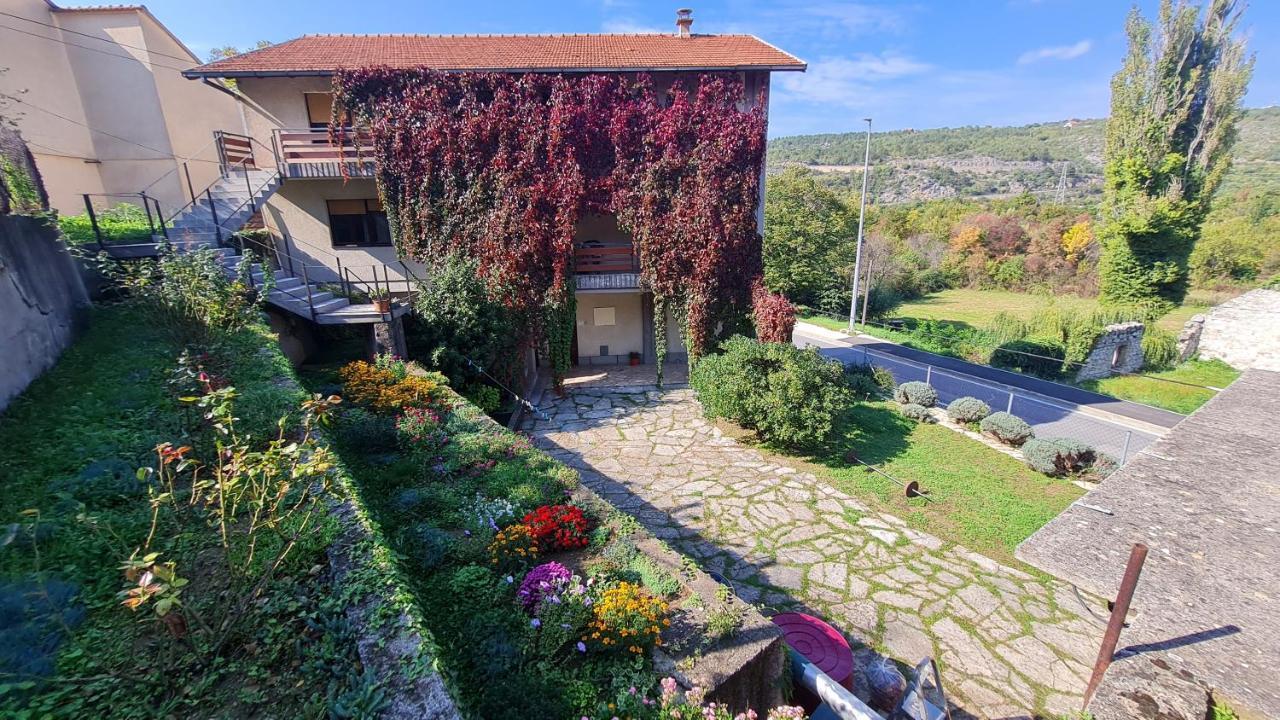 Rooms "Nada Zunic" Knin Exterior foto