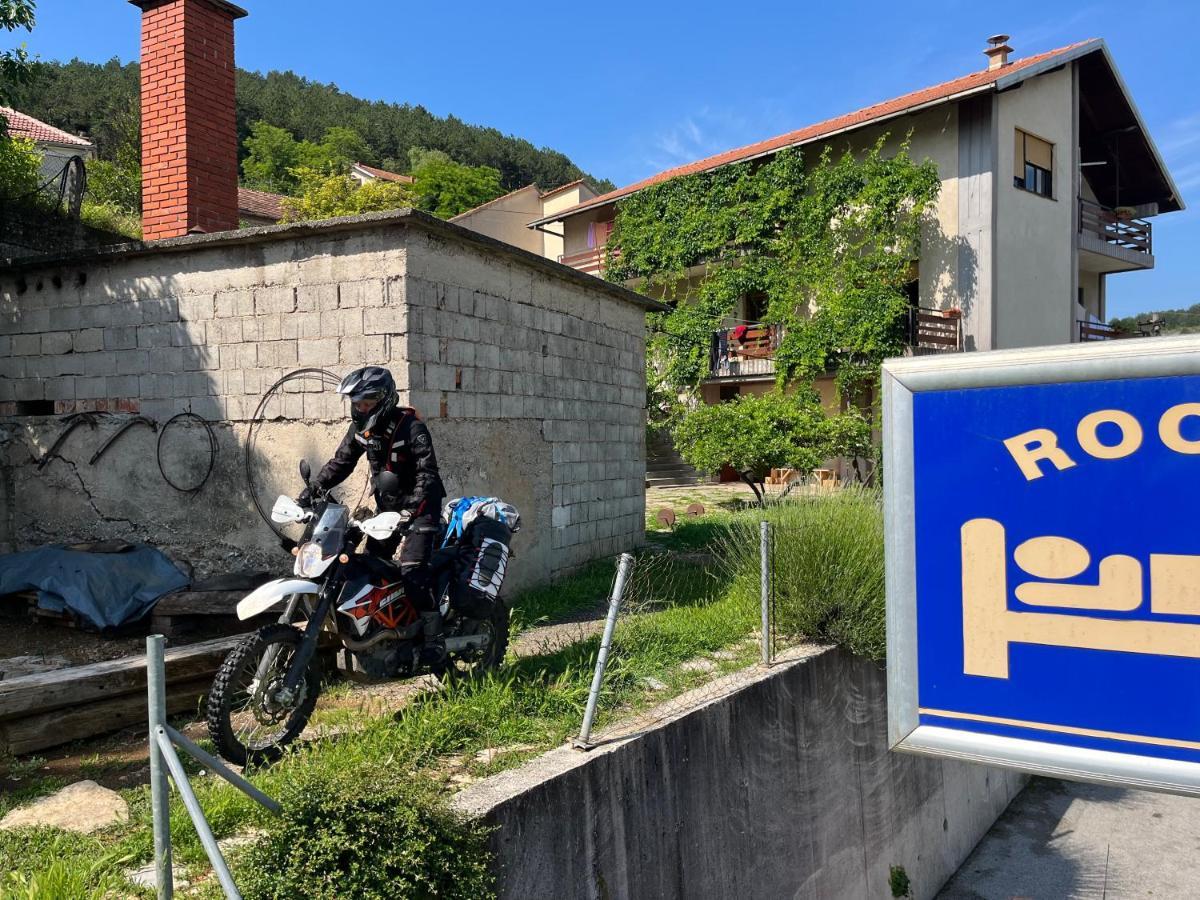 Rooms "Nada Zunic" Knin Exterior foto