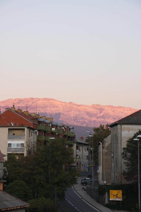 Rooms "Nada Zunic" Knin Exterior foto